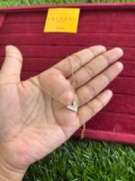 Stainless steel Beautiful V design Necklace ♥️1085