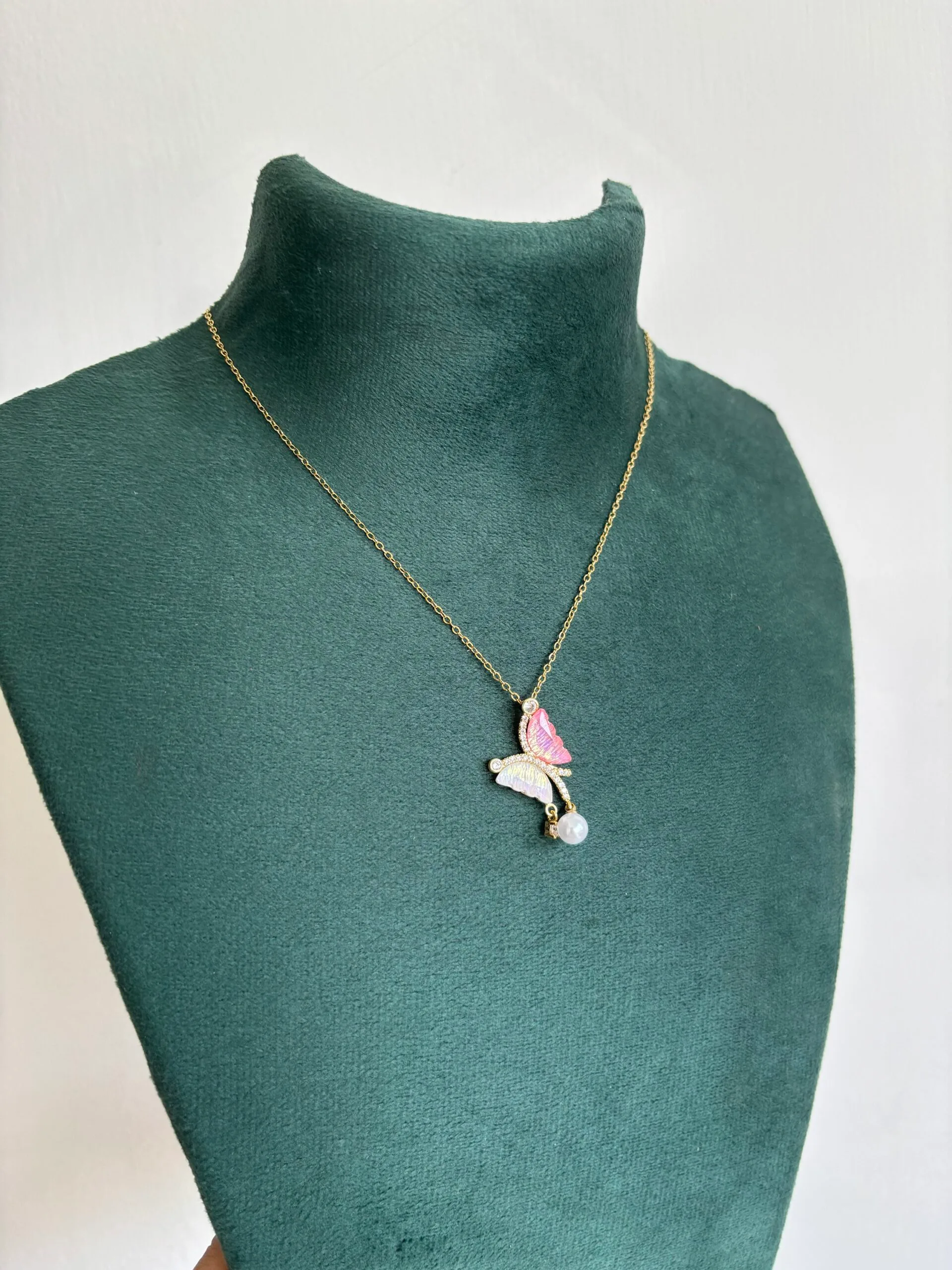 Beautiful Butterfly design Necklace ♥️1138 - Image 2