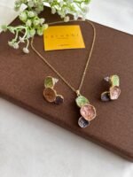 Beautiful pendant set✨1042 - Image 2