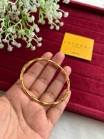 Beautiful Golden open bangle♥️1279 - Image 2