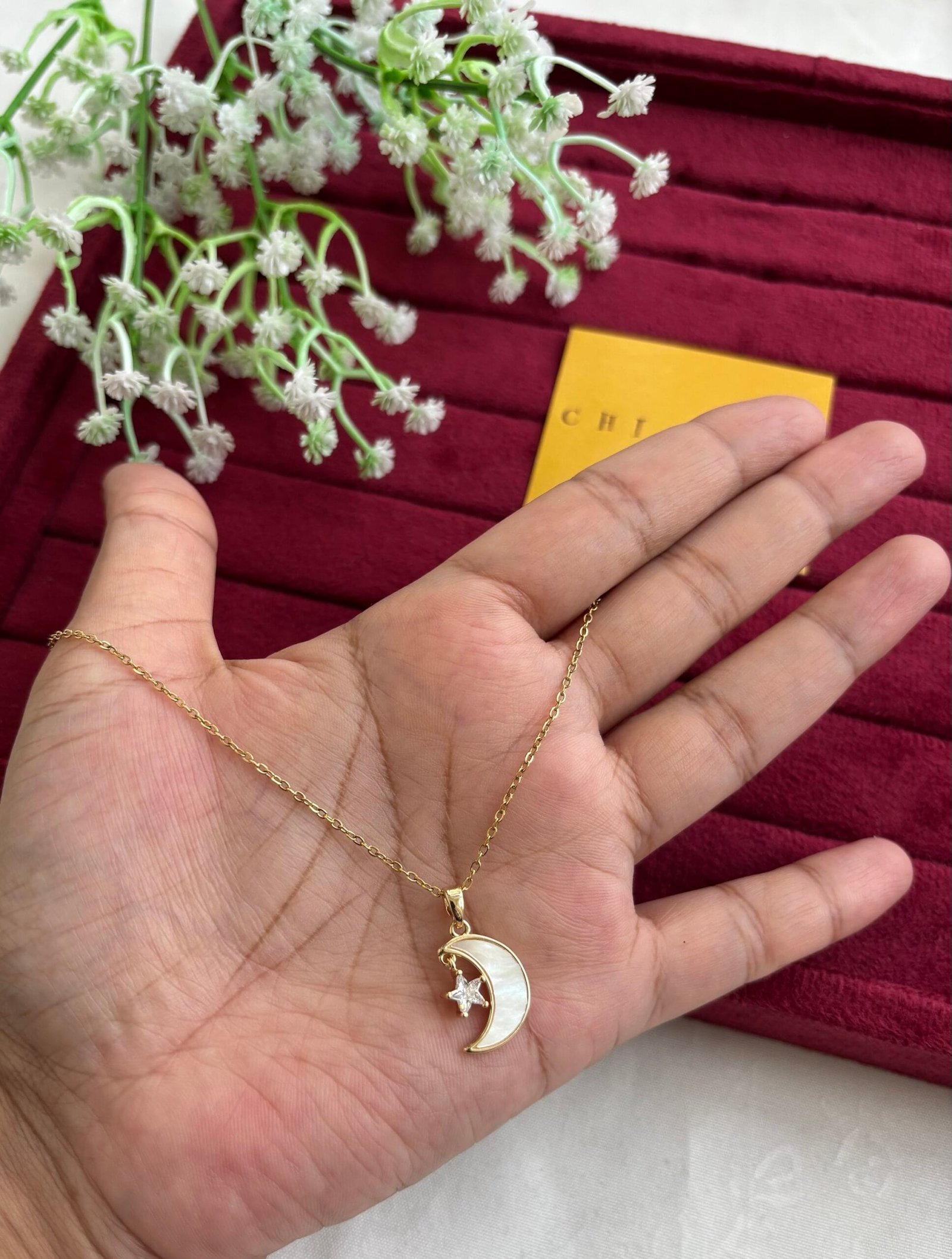 img_1353 Beautiful moon and star design Golden Necklace 😍🌙🌟1428 - Image 1