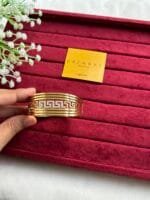 Beautiful broad design Golden open bangle🌟1324 - Image 4