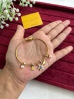 Stainless steel Beautiful design Golden open bangle✨ 1323