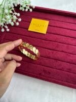 Stainless steel no stone design Golden open bangle ✨1360 - Image 2