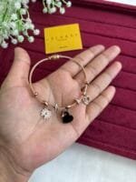 Stainless steel Beautiful Rosegold heart design open bangle✨1363 - Image 2