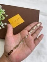 Beautiful infinity design Golden bracelet ♾️♥️ 1315