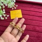 Stainless Beautiful design Golden open bangle♥️1328