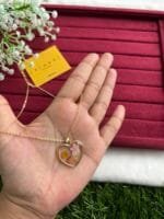 Stainless steel Beautiful Resin Art Golden flower Necklace ♥️1499 - Image 2