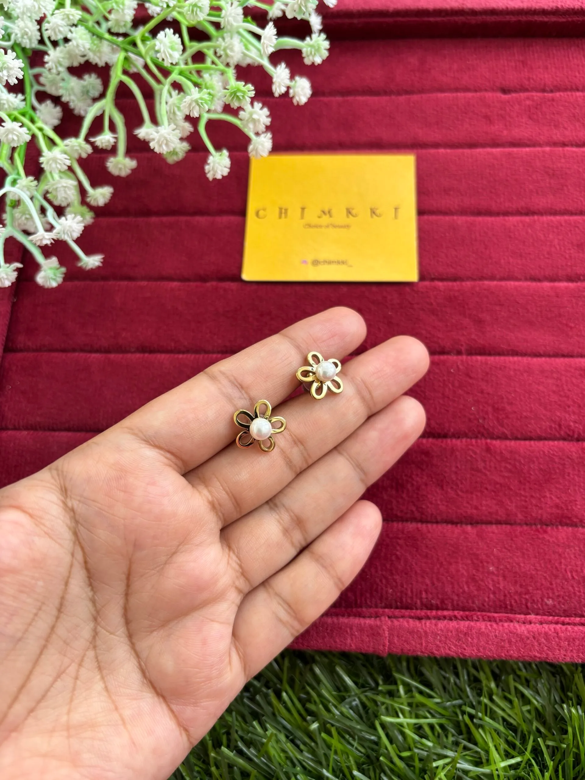 Beautiful flower design Golden earrings ✨1488 - Image 2