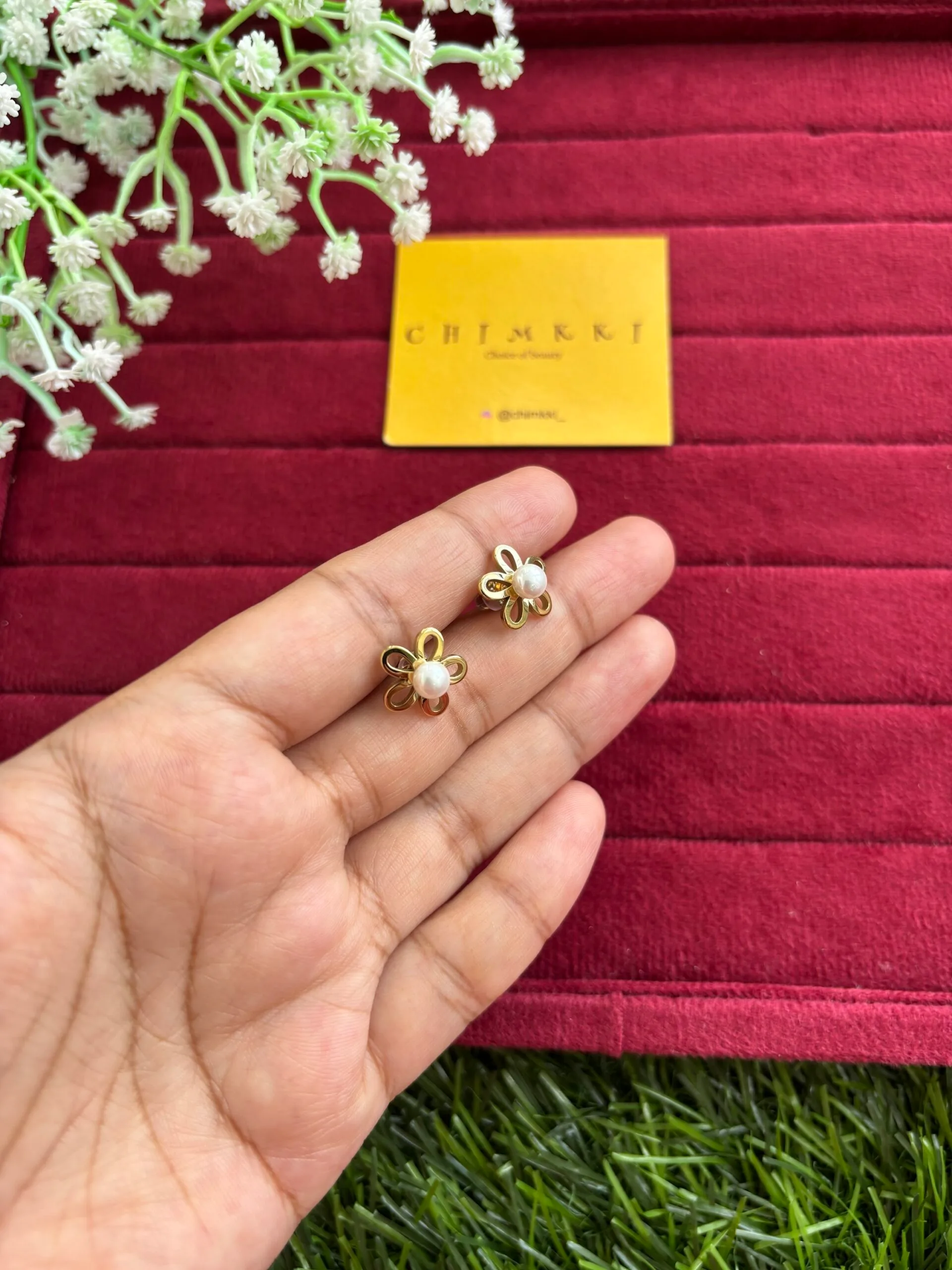 Beautiful flower design Golden earrings ✨1488 - Image 3