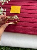 Beautiful Golden open bangle✨1516 - Image 3