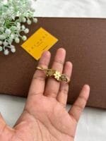 Beautiful flower des Golden Open bangle for kids/ Teen Diameter 5cm✨1521