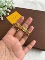 Beautiful design Golden open bangle✨1531