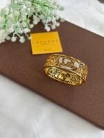 Stainless steel Beautiful Design Golden Flower design open bangle🌹1536