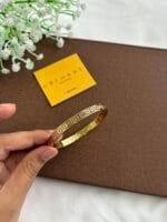 Beautiful Golden Open Bangle✨1555 - Image 3