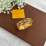 Stainless steel Beautiful broad design Golden Open bangle✨1551