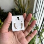 Beautiful curvy design earrings 🌸