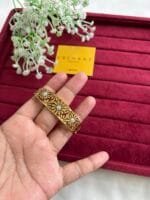Beautiful flower open bangle 🌸 1639