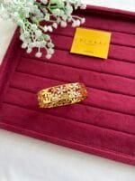Stainless steel Beautiful Golden Open Bangle 🌟 1729 - Image 4