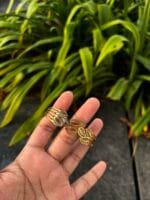 Beautiful leaf design Golden Open bangle 🌸 1784