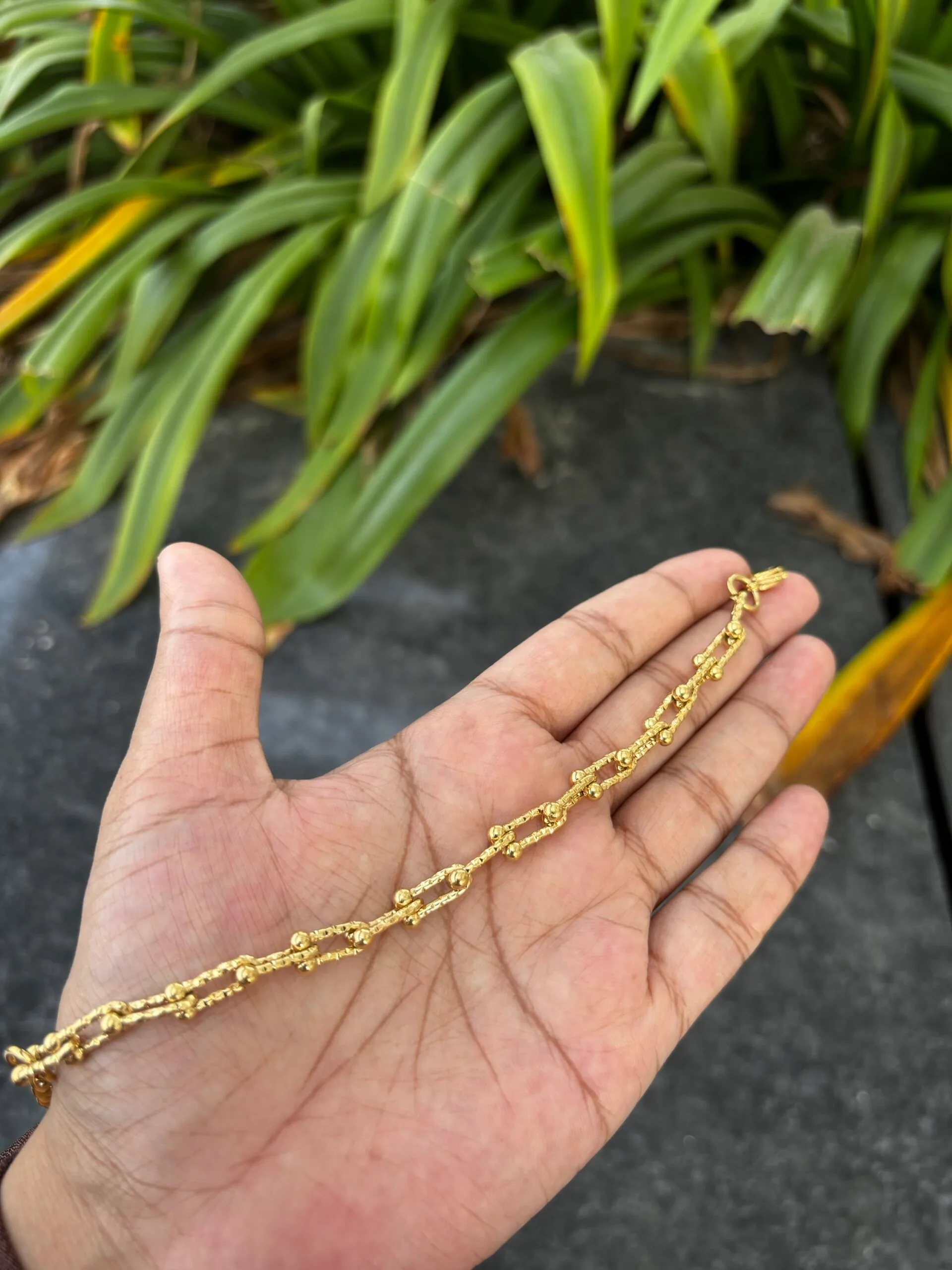 Beautiful Golden bracelet 🌟 - Image 1