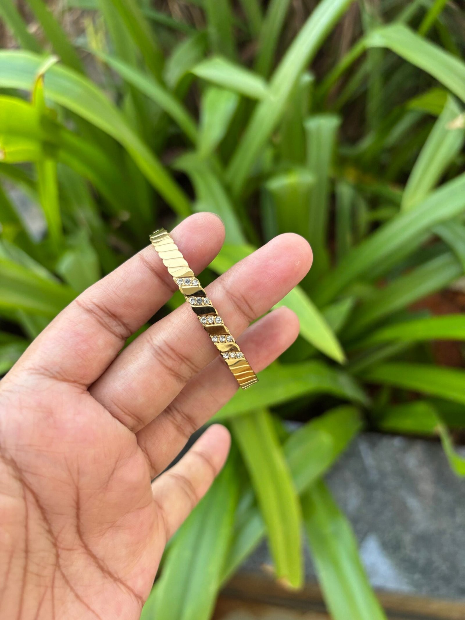 img_5501 Beautiful baby bangle diameter 5,5.5cm suits 2,2.2 bangle size - Image 1