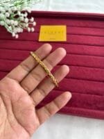 Beautiful Golden Open Bangle😍1937