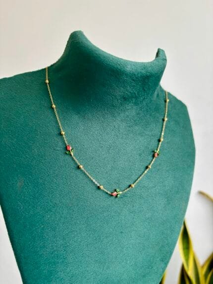 Beautiful Tulip Necklace 🌹