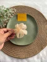 Aesthetic Flower Claw Clip 🌸 2095 - Image 2