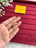 Beautiful Pretty Golden Ring 💍 2031 - Image 2