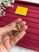 Beautiful Pretty Golden V Ring 💍 2028 - Image 4