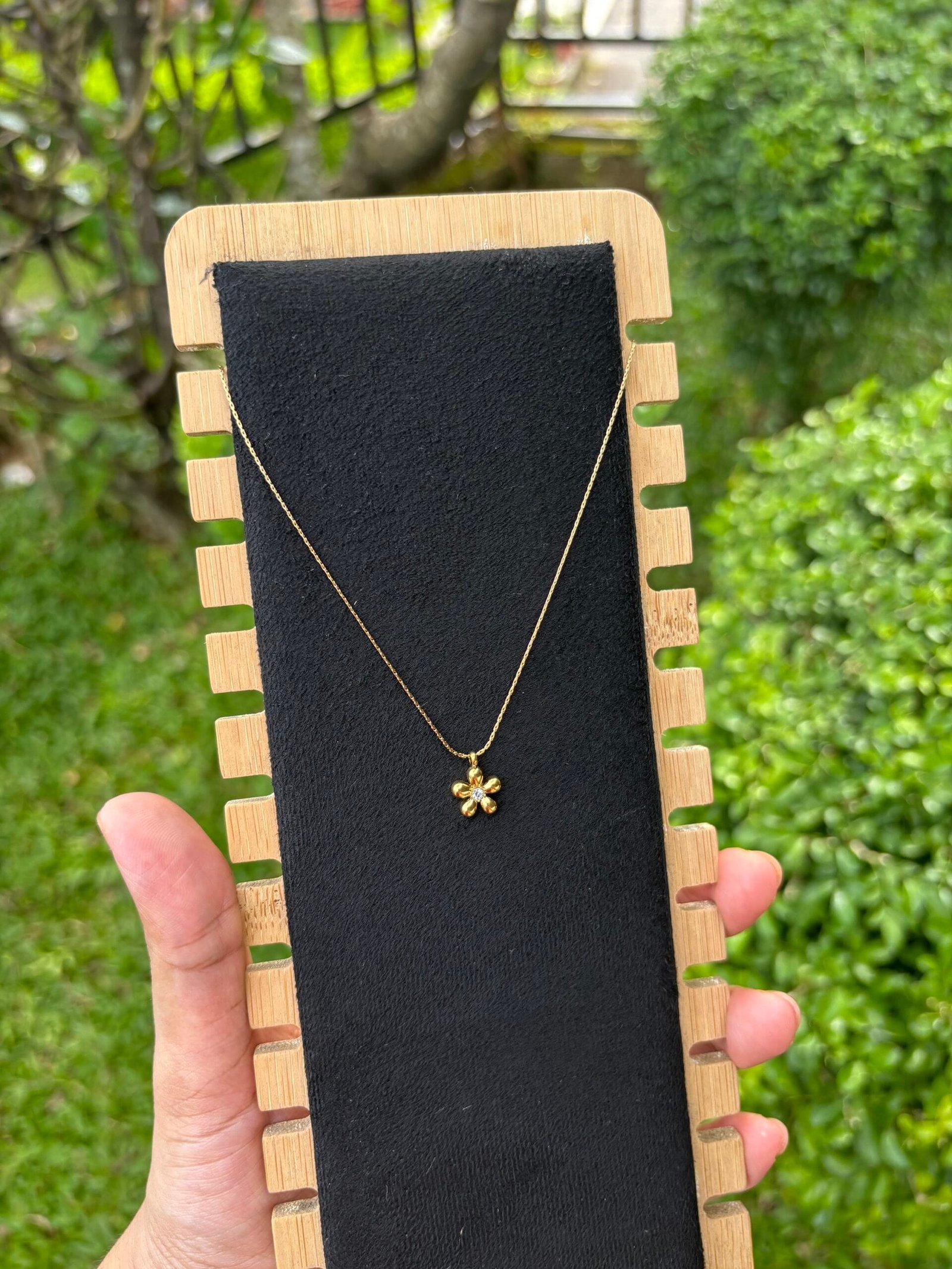 img_1052 Beautiful flower Necklace 😍 - Image 1