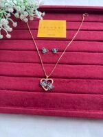 Beautiful heart design Rosegold pendant set✨ - Image 3